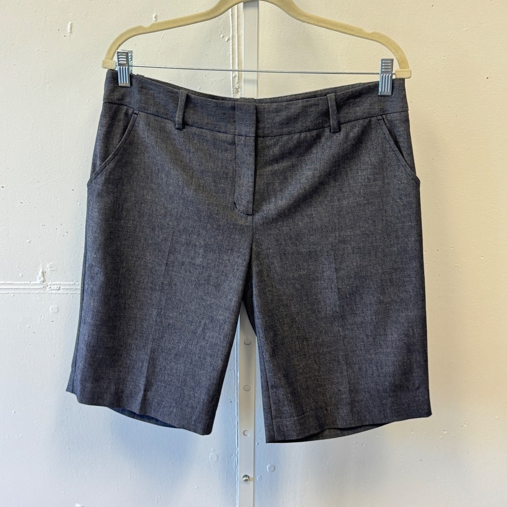 Y2K BCBGMAXAZRIA Women's Wool Blend Walking City Smart Shorts Sz 8 Charcoal Gray